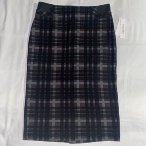 NWT Context Plaid Pattern Knee Length Pencil Skirt